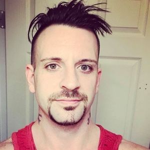 Meet your Posher, Layne